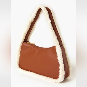 Forever 21 Sherpa lined hand bag! Used once.